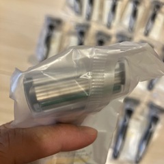  【新品未開封】17本セット　シック　schick ４枚刃　カミソリ　シェービング　クリーム付き　シェーバー　　の画像