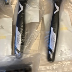 【新品未開封】17本セット　シック　schick ４枚刃　カミソリ　シェービング　クリーム付き　シェーバー　　の画像