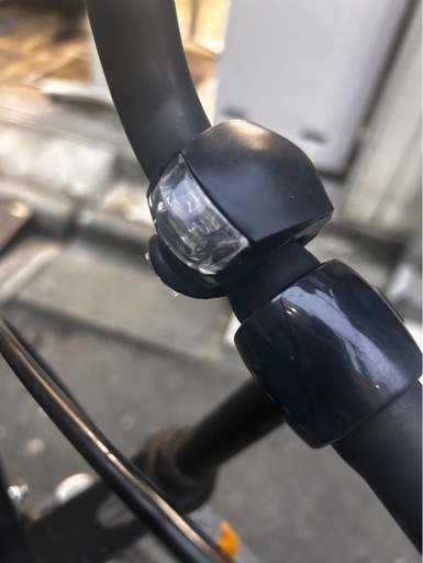 自転車　サントラスト　ギアなし　ママチャリ　シルバー　26インチ
