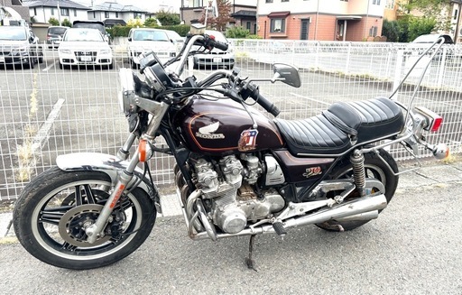 ホンダ　CB750custom　エンジンかかります