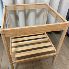 サイドテーブルの画像