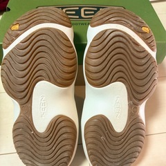 【決まりました】KEEN YOGUI メンズサンダル28センチの画像