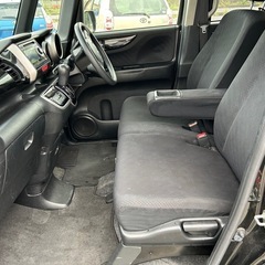 NBOXカスタム　カッコイイ黒　13万キロ　車検あり　乗って帰れますの画像