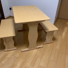 1〜2人用ダイニングテーブルセットの画像