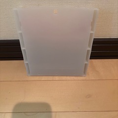 プラスチック壁掛けケースの画像