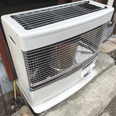 札幌市内配送可 燃焼確認済み 美品 24年製 トヨトミ 煙突式石油ストーブ HR-V6524 木造17畳/コンクリート27畳 の画像