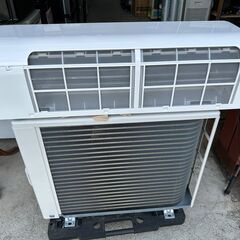 【動作保証あり】CORONA Relala 2023年 2.2kw 6畳用 冷暖房 ルームエアコン CSH-N2222R【管理KR634】の画像