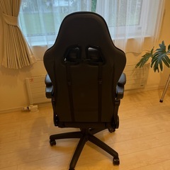 ゲーミングチェアの画像