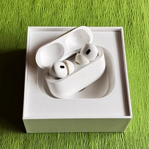 Apple AirPods Pro 2022年モデル オマケ付き