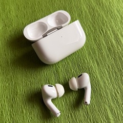 Apple AirPods Pro 2022年モデル オマケ付きの画像