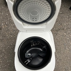 東芝のIHジャー炊飯器「RC-5E7Xの画像