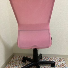 チェア　デスク用　ピンク　ブラック　キャスター付き　昇降可の画像