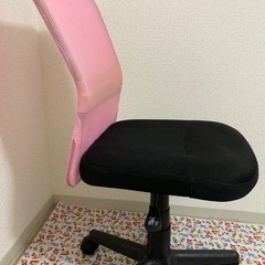 チェア　デスク用　ピンク　ブラック　キャスター付き　昇降可の画像