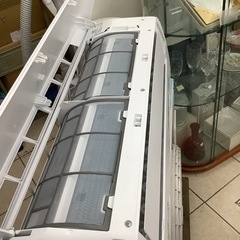 YAMADA   ヤマダ　ルームエアコン　YHA-S22P-W   2024年製   6〜8畳の画像