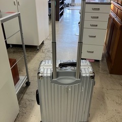 W2510-122 ハードスーツケース  カギ付属してないです  キズ 汚れありの画像