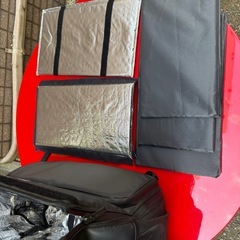 【ほぼ新品】Uber Eats 配達バッグ　リュック型の画像