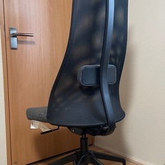 ハイバックオフィスチェア IKEA イェルヴフェレットの画像