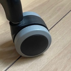 ハイバックオフィスチェア IKEA イェルヴフェレットの画像