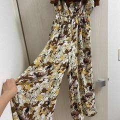 ⭐️美品⭐️CECIL McBEE セシルマクビー　オフショルオールインワンパンツ　の画像