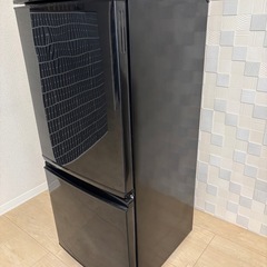 SHARP 冷蔵庫137L 2015年式 両開き変更可能の画像