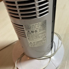 冷風機と扇風機の画像