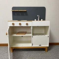 木製　ままごと　キッチンの画像