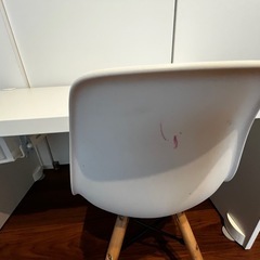 IKEA スモースタード　椅子＋机セットの画像