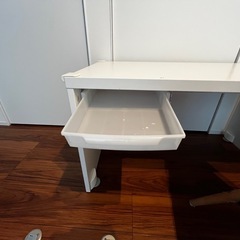 IKEA スモースタード　椅子＋机セットの画像