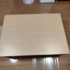 ニトリ　リビング用コタツデスク　おまけでこたつ布団付けますの画像