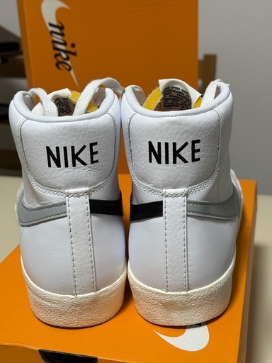 【秋限定価額】【美品】Nike Blazer Mid '77 VNTG