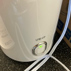 A2510-076 IRIS OHYAMA 加熱加湿器 KSHM-120RA 2021年製 動作確認済み 取説箱付き 中古美品の画像