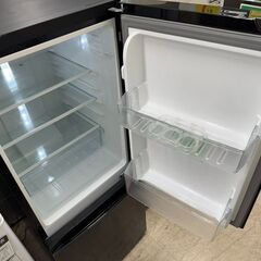 J3052 【リユースのサカイ柏店】　Hisense ハイセンス　2ドア冷蔵庫　AT-RF150-BK　右開きタイプ　2020年製　クリーニング済み　参考価格32,800円の画像