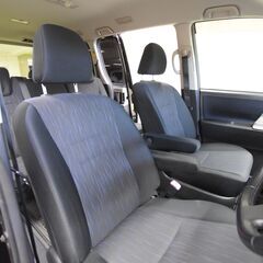 【オリジナル信用回復ローン対応可能　走行7万キロ台　最短１０日納車　車検整備付き】H23年式　トヨタノアSi　ＥＴＣ　ナビ　ワンセグＴＶ　バックカメラ　両側スライドドア（左電動）パドルシフト　スマートキー　プッシュスタート　ＨＩＤヘッドライト　フォグランプ　車検整備付き　走行７万キロ台の画像