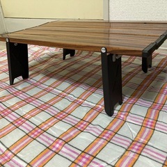 キャンプ用テーブル　2台(大、小) コンパクト  未使用　組立式 の画像
