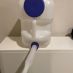 水タンク　20L  ホース付き　アウトドア　防災の画像