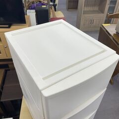 3段プラチェスト 34×43×66ｃｍ ホワイト 白 衣類収納 収納ケース プラケース プラチェスト たんす 札幌市手稲区の画像