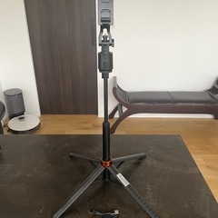 SMART TRACKING TRIPOD Q13の画像