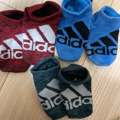 靴下　子ども　15-19cm 無印良品　adidas 緑　赤　青の画像