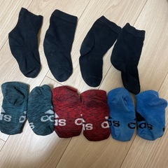 靴下　子ども　15-19cm 無印良品　adidas 緑　赤　青の画像