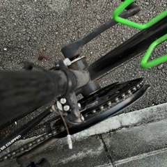 【 大特価 】2台セット ロードバイク 21段ギヤ 折り畳み自転車 自転車 バイク チャリ 通勤 通学 2台 セット お得 安いの画像