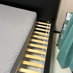 IKEA マルム セミダブルベットフレーム&ベットベース　セットの画像