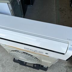 【動作保証あり】HITACHI 白くまくん 2021年 2.2kw 6畳用 冷暖房 ルームエアコン RAS-AJ22L【管理KR637】の画像