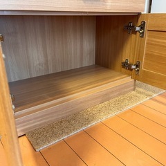 ミニ食器棚の画像