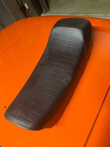 gs400 ジュリアーリシート