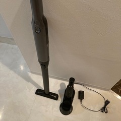10/9最終　Shark シャーク 掃除機 ハンディクリーナー コードレス EVOPOWER Plus W30P WV260J グレイの画像