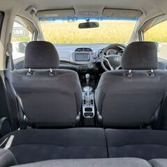 （神奈川発）平成24年式 ホンダフィット　１．３G 車検付の画像