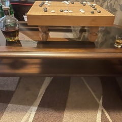 美品 ガラス天板ローテーブル（高級感あり・搬送しやすい） の画像