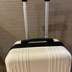 スーツケース　キャリーバッグの画像