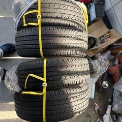 中古タイヤの画像