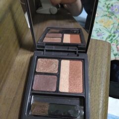ファンケルマルチアイ&チークカラーパレットの画像